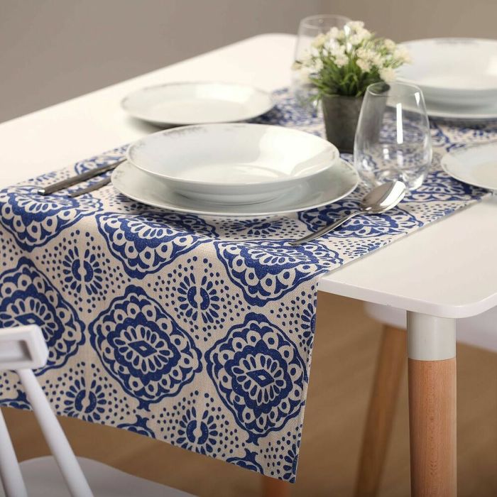 Chemin de Table Versa aveiro Polyester (44,5 x 0,5 x 154 cm) 1 Chemin de Table Versa aveiro Polyester (44,5 x 0,5 x 154 cm) 1