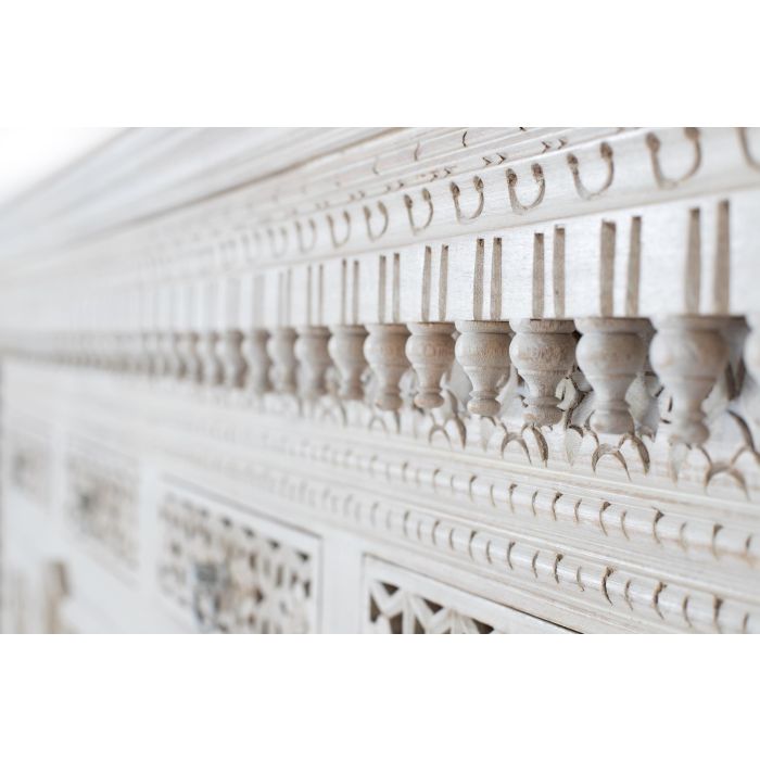 GINER Y COLOMER - Buffet en bois de manguier massif, finition blanc vieilli, 4 portes et 4 tiroirs, 190x100x40 cm 4 GINER Y COLOMER - Buffet en bois de manguier massif, finition blanc vieilli, 4 portes et 4 tiroirs, 190x100x40 cm 4