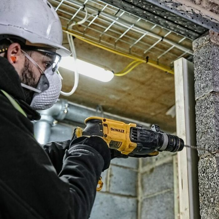 Dewalt D25134K-QS Perforateur burineur SDS-plus 26 mm 800 W sans clé avec étui de transport et poignée auxiliaire