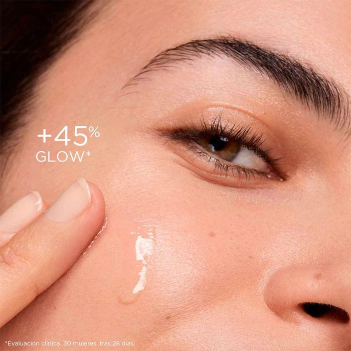 Clarins Sérum Illuminateur Multi-Actif 30 mL 3