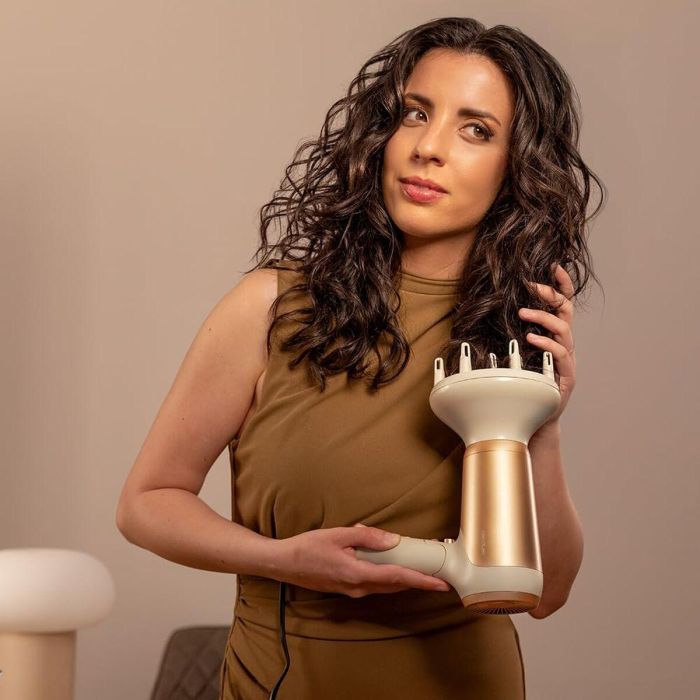 Sèche-cheveux Cecotec IoniCare Power&Go Heaven 2400W Champagne Pliable Diffuseur Ionique 2 Sèche-cheveux Cecotec IoniCare Power&Go Heaven 2400W Champagne Pliable Diffuseur Ionique 2