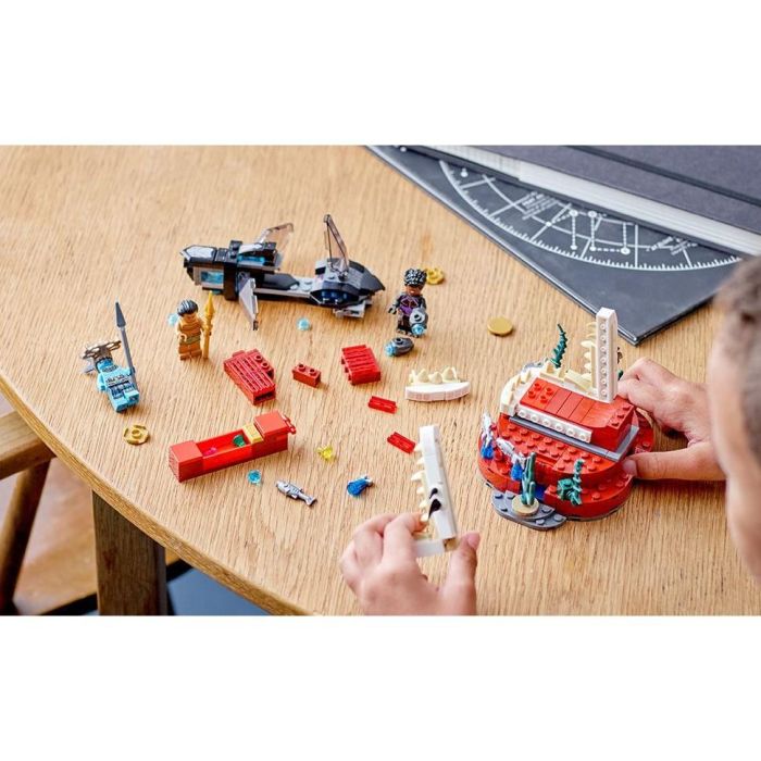 LEGO S.H. Marvel: Knig Namors Thronsaal 6