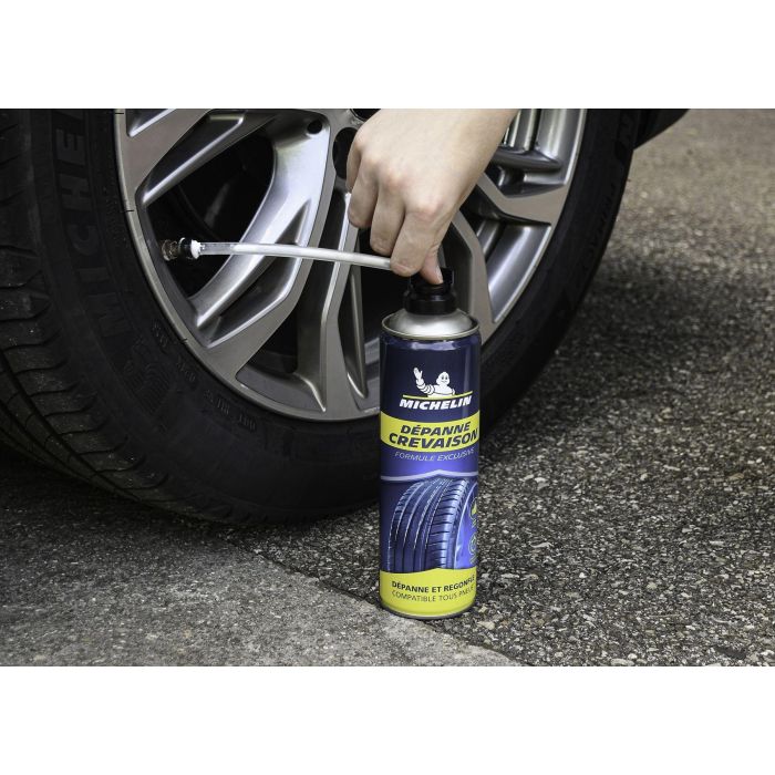 Dépanne crevaison - MICHELIN - Répare et Regonfle sans démontage - 500ml 1 Dépanne crevaison - MICHELIN - Répare et Regonfle sans démontage - 500ml 1