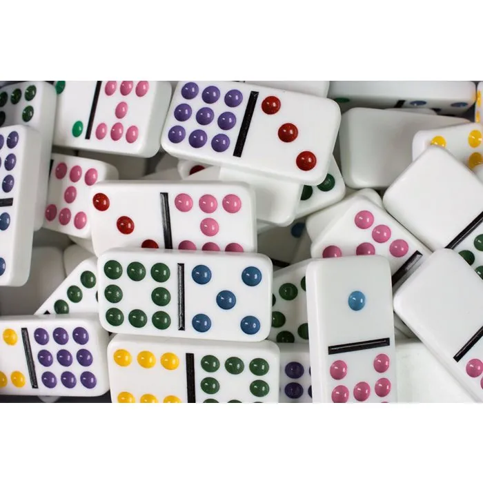 Tactic DOMINO Double 9 - Jeu de dominos classique en famille ou entre amis - À partir de 7 ans Tactic DOMINO Double 9 - Jeu de dominos classique en famille ou entre amis - À partir de 7 ans