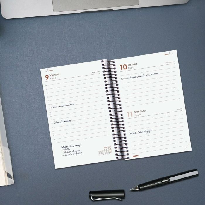 Agenda Finocam OPAQUE Bordeaux 11,7 x 18,1 cm 2026 4