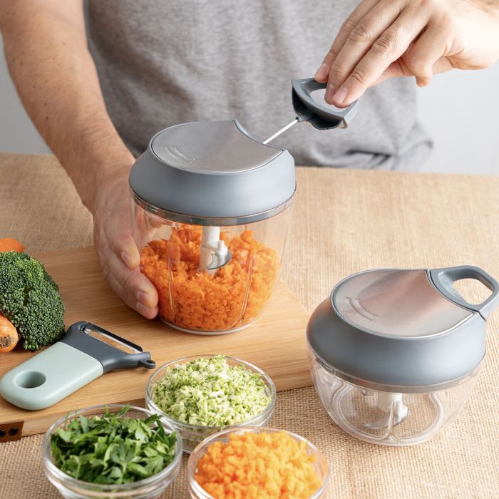 Hachoir à légumes manuel Quid Ozon Gris Métal 13,5 x 12 x 14,5 cm (12 Unités) 1 Hachoir à légumes manuel Quid Ozon Gris Métal 13,5 x 12 x 14,5 cm (12 Unités) 1