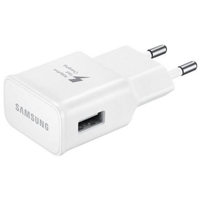 Samsung EP-TA20 Chargeur Secteur Blanc 15W avec Câble USB-C 1,5 m pour Charge Rapide - 100-240V - Intérieur