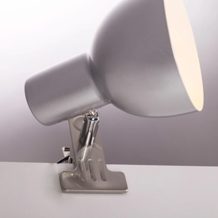 Lampe de bureau Pathein SKD-T1003, Lampe flexible en métal avec pince, design moderne pour bureau et salon 4 Lampe de bureau Pathein SKD-T1003, Lampe flexible en métal avec pince, design moderne pour bureau et salon 4