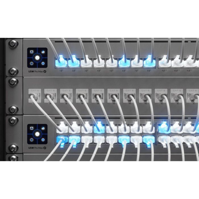 Z Ubiquiti UACC-Cable-Patch-EL-0.15M-24 2 Z Ubiquiti UACC-Cable-Patch-EL-0.15M-24 2