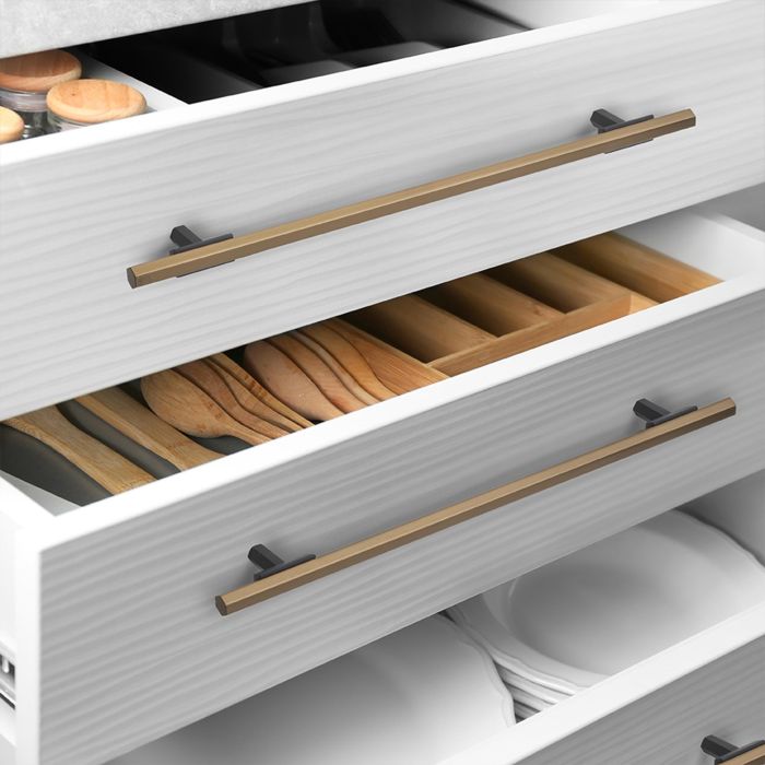 Emuca Lot de 5 poignées pour meubles Riad, L232mm, entraxe 192mm, Aluminium, Bronze 4 Emuca Lot de 5 poignées pour meubles Riad, L232mm, entraxe 192mm, Aluminium, Bronze 4