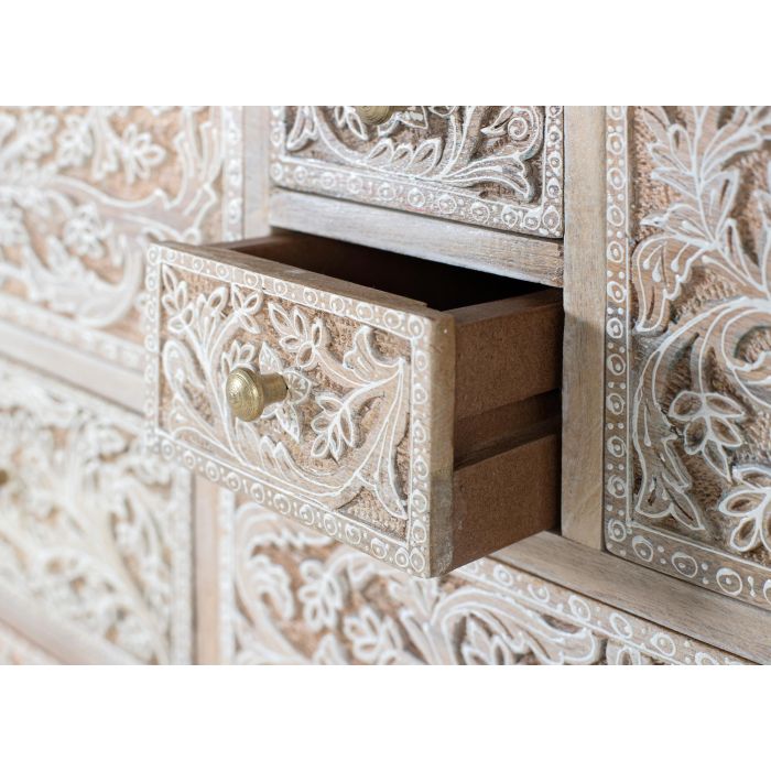 GINER Y COLOMER - Commode artisanale en bois de manguier, finition blanc décapé, avec 14 tiroirs aux motifs floraux sculptés à la main 3 GINER Y COLOMER - Commode artisanale en bois de manguier, finition blanc décapé, avec 14 tiroirs aux motifs floraux sculptés à la main 3