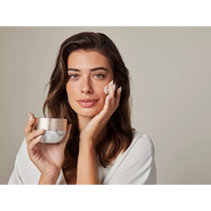 Crème Hydratante pour le Visage Rituals THE RITUAL OF NAMASTE 50 ml 1 Crème Hydratante pour le Visage Rituals THE RITUAL OF NAMASTE 50 ml 1