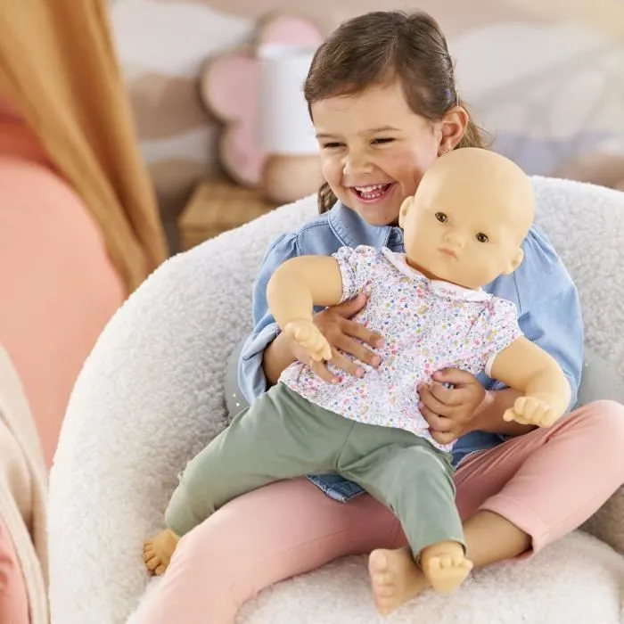 Corolle Bébé Chéri - Grand Poupon de 52 cm, corps souple et senteur vanille, yeux dormeurs - À partir de 3 ans, s'habille en taille 3 mois Corolle Bébé Chéri - Grand Poupon de 52 cm, corps souple et senteur vanille, yeux dormeurs - À partir de 3 ans, s'habille en taille 3 mois