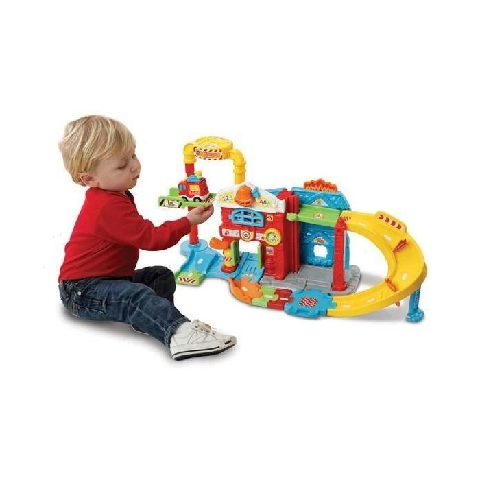 VTECH - Tut Tut Bolides - Maxi Caserne De Pompiers (+ Louis, Sos Incendie) 1 VTECH - Tut Tut Bolides - Maxi Caserne De Pompiers (+ Louis, Sos Incendie) 1