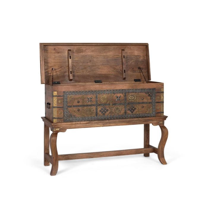 GINER Y COLOMER Console Antique en Bois de Manguier Naturel avec Décor en Laiton Repoussé et Pieds Courbes - 34x106x34cm (intérieur) 2 GINER Y COLOMER Console Antique en Bois de Manguier Naturel avec Décor en Laiton Repoussé et Pieds Courbes - 34x106x34cm (intérieur) 2