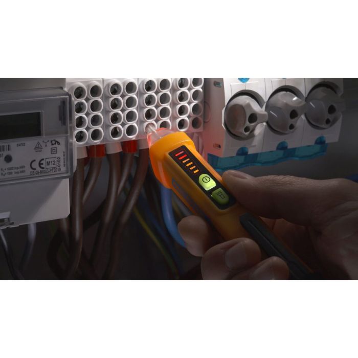 Testeur de tension et de continuité Pancontrol 11