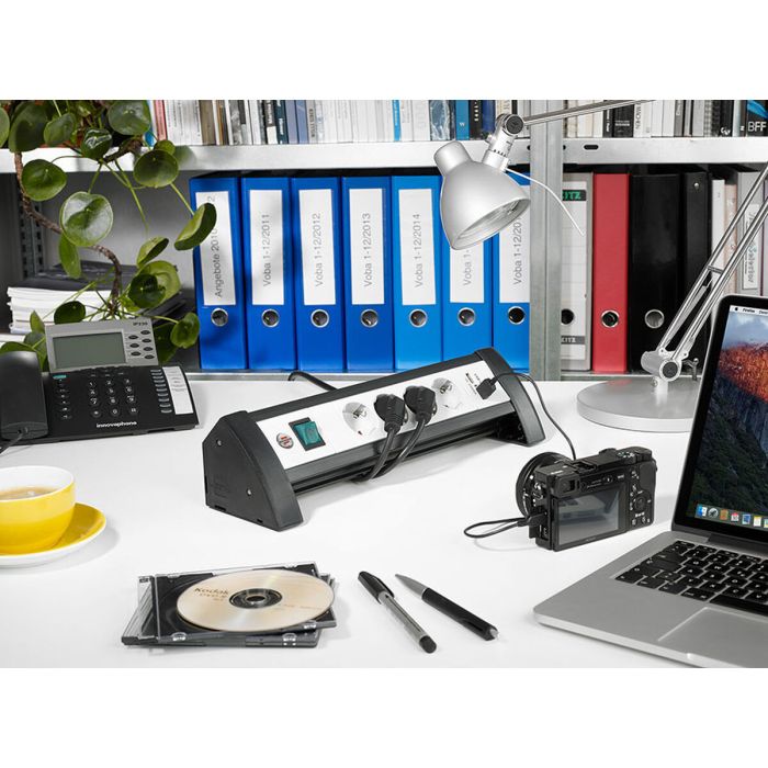 Rallonge 4 prises Schuko avec interrupteur Brennenstuhl Premium-Office-Line 3600 W Noir USB x 2 (1,8 m) 3 Rallonge 4 prises Schuko avec interrupteur Brennenstuhl Premium-Office-Line 3600 W Noir USB x 2 (1,8 m) 3