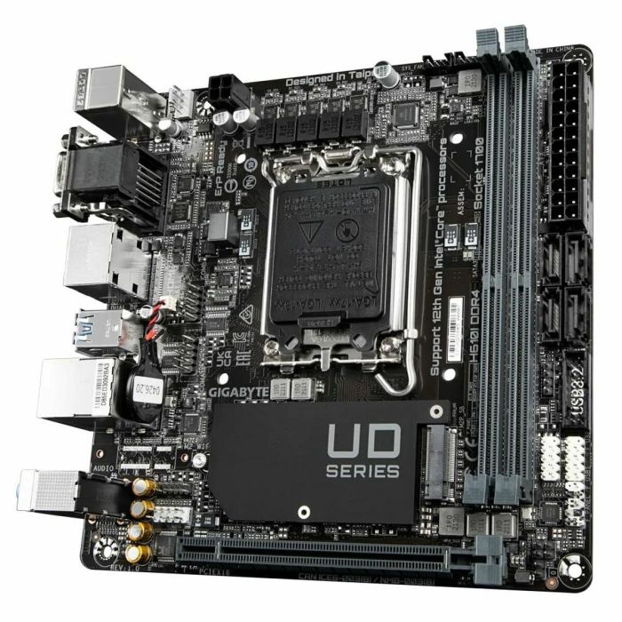 Carte Mère Gigabyte LGA 1700 14 Carte Mère Gigabyte LGA 1700 14