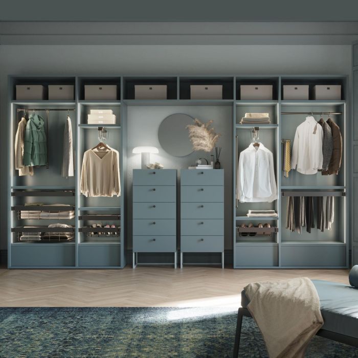 Emuca Porte-vêtements extractible Quartz pour armoire, Plastique et Aluminium, Titane 3 Emuca Porte-vêtements extractible Quartz pour armoire, Plastique et Aluminium, Titane 3