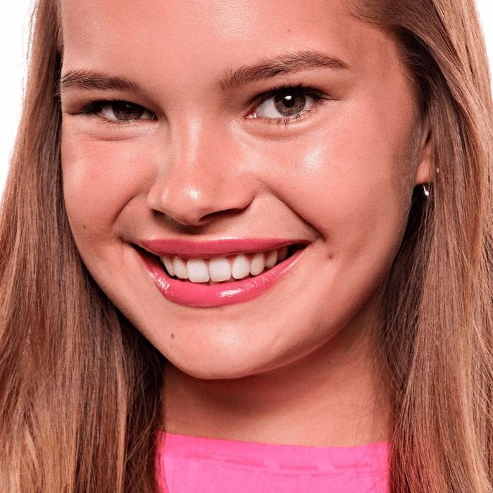 Essence Hydra Kiss Rouge À Lèvres #02-Vintage Rose 4 mL 3