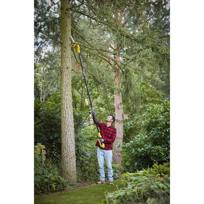 Scie à chaîne Stanley 72 W 9