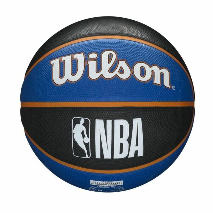 Ballon de basket Wilson NBA Team Tribute Knicks Bleu 7 Caoutchouc 1 Ballon de basket Wilson NBA Team Tribute Knicks Bleu 7 Caoutchouc 1