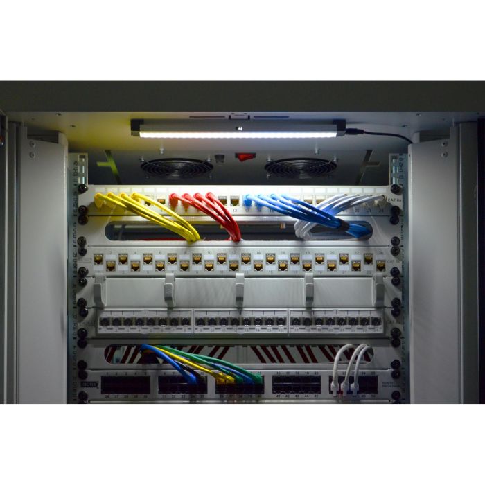 DIGITUS Schrankbeleuchtung 6500K LED 223lm magnetisch 1