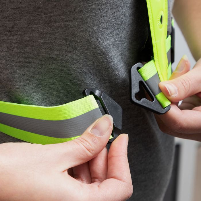 Harnais de Sport avec Lumières LED Lurunned InnovaGoods 5 Harnais de Sport avec Lumières LED Lurunned InnovaGoods 5