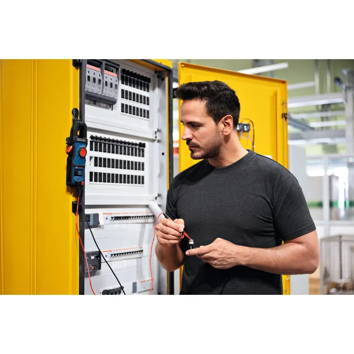 Bosch Professional Pince amperemetrique GMC 600-15, CAT IV 300V / CAT III 600V, avec poche et clip de suspension MS 90 Professional