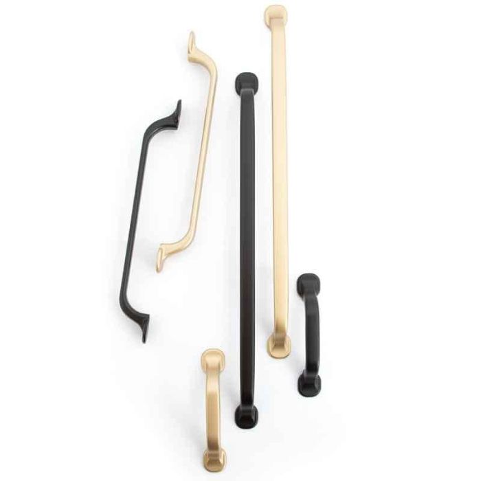 Tirador Zamak Cadier Acabado Negro Mate Dist. Agujero Dist. 256Mm. Giusti 1