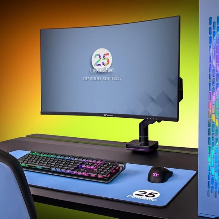 Thermaltake M700 Hydrangea Blue Extended Gaming Mouse Pad 6 Thermaltake M700 Hydrangea Blue Extended Gaming Mouse Pad 6