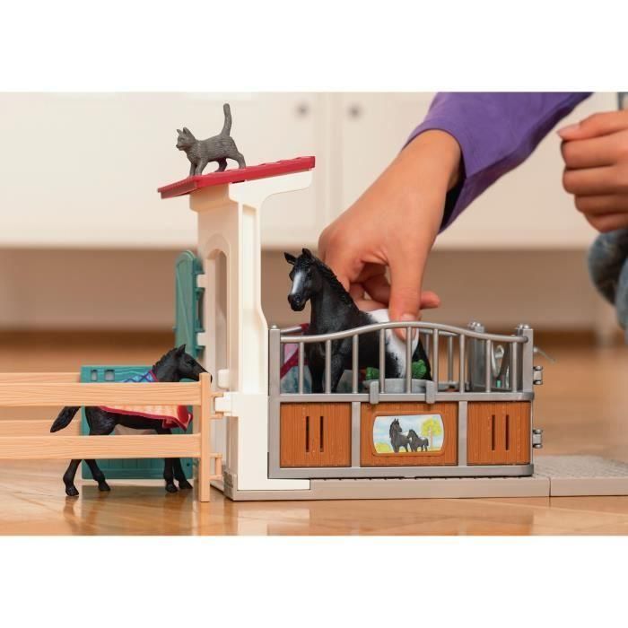 Box pour cheval avec jument et poulain, coffret schleich avec 34 éléments inclus dont 2 chevaux schleich, coffret figurines pour 2 Box pour cheval avec jument et poulain, coffret schleich avec 34 éléments inclus dont 2 chevaux schleich, coffret figurines pour 2