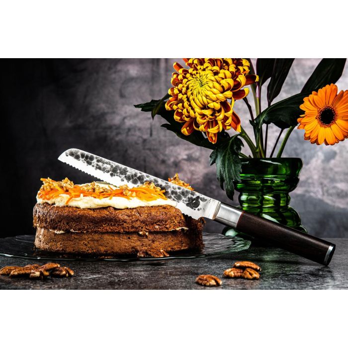 Couteau a pain - FORGED - SEBRA - Acier japonais 440C - Manche en bois Dalbergia - L 20,5 cm 1 Couteau a pain - FORGED - SEBRA - Acier japonais 440C - Manche en bois Dalbergia - L 20,5 cm 1
