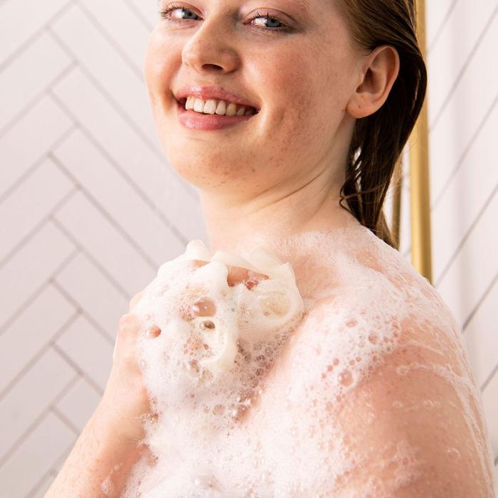 The Body Shop Gommage Douche Fraise 200 mL 2