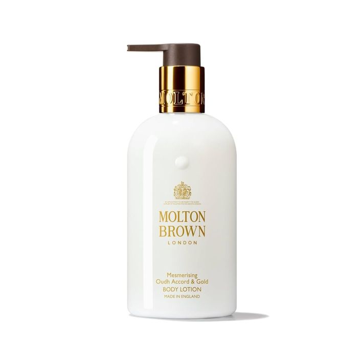 Loción de Manos Molton Brown Oudh Accord & Gold 300 ml Loción de Manos Molton Brown Oudh Accord & Gold 300 ml