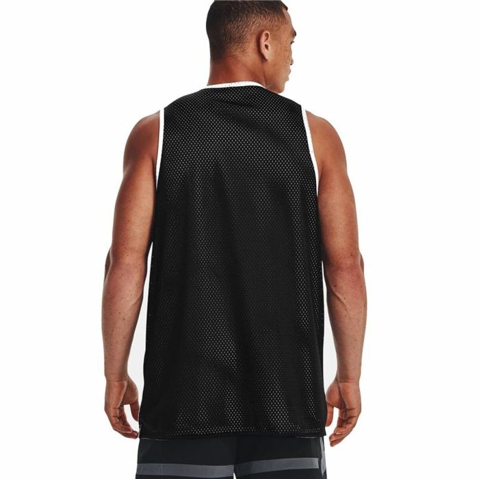 Camiseta de baloncesto Under Armour Baseline Negro 3
