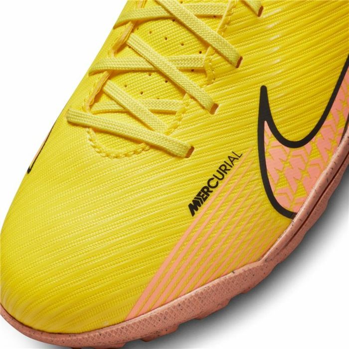 Botas de Fútbol Multitaco para Niños Nike JR Vapor 15 Club Amarillo Hombre 2