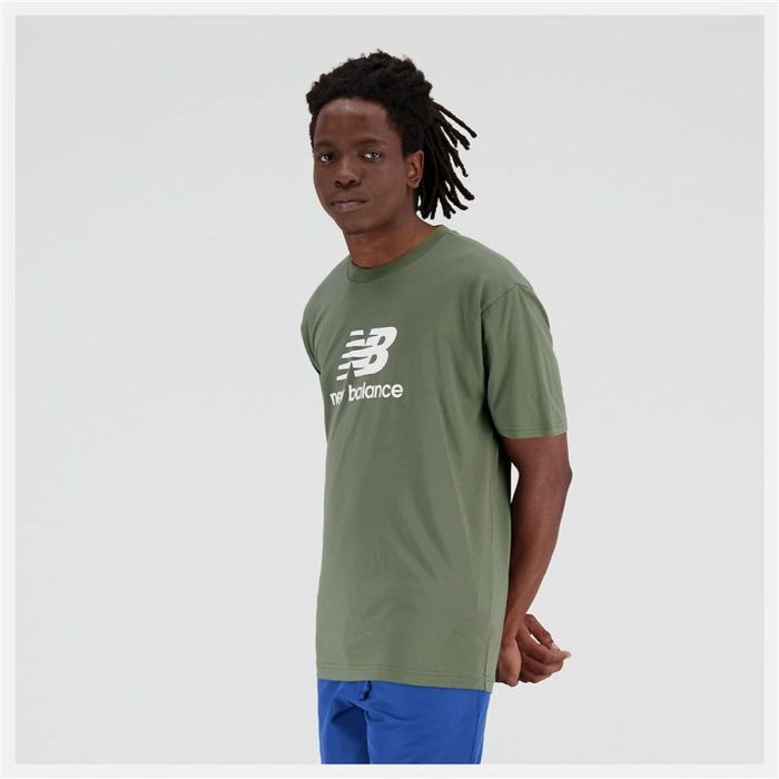 Camiseta de Manga Corta Hombre New Balance Essentials Stacked Logo Verde 3