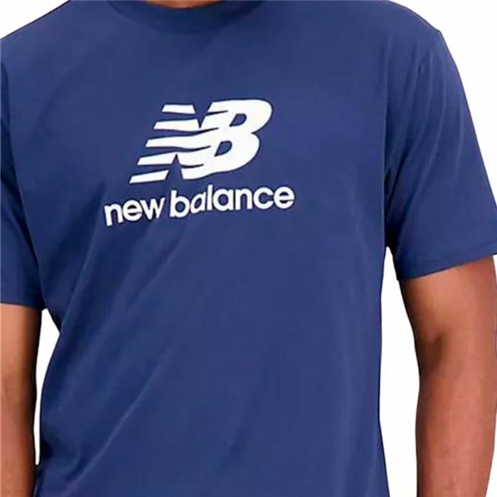 Camiseta de Manga Corta Hombre New Balance Essentials Stacked Logo Azul 1