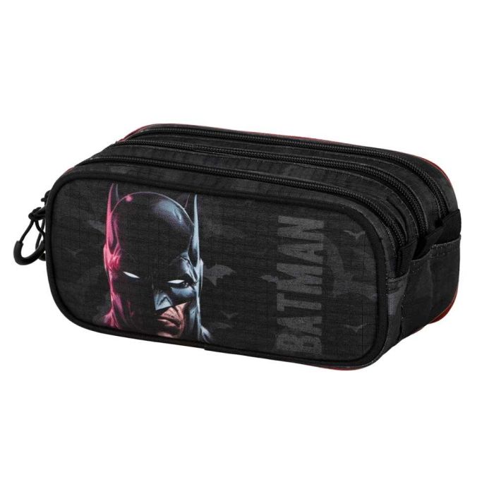 DC Comics Batman Trick FAN 2.2 Face Estuche Escolar Portatodo 3 Compartimentos Ripstop Negro 2.5L Para Trolley DC Comics Batman Trick FAN 2.2 Face Estuche Escolar Portatodo 3 Compartimentos Ripstop Negro 2.5L Para Trolley