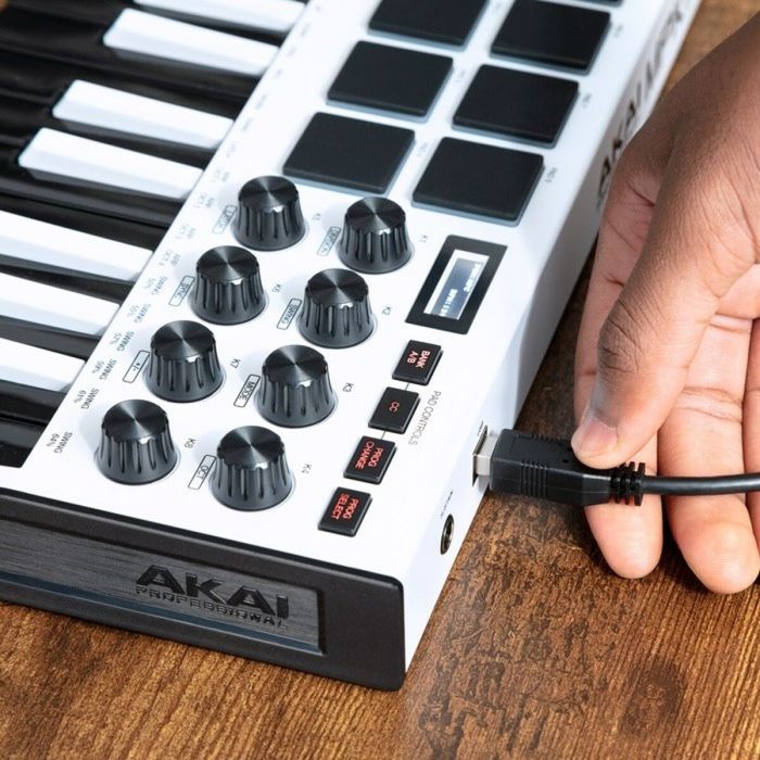 Controlador de Sonido Akai MPK Mini MK3 1 Controlador de Sonido Akai MPK Mini MK3 1