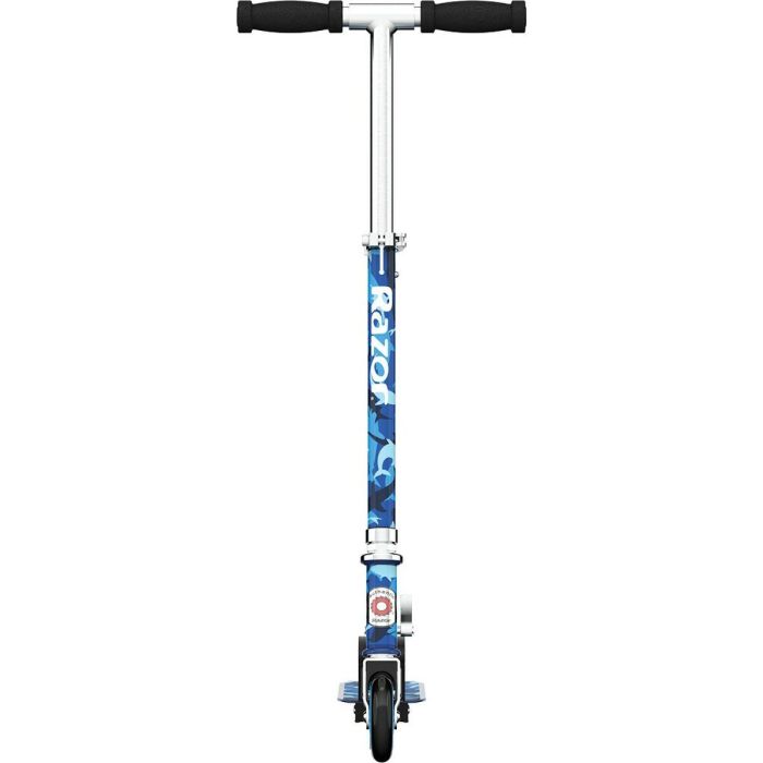 Patinete A Shark Camo Razor 13010345 Azul 6 Patinete A Shark Camo Razor 13010345 Azul 6