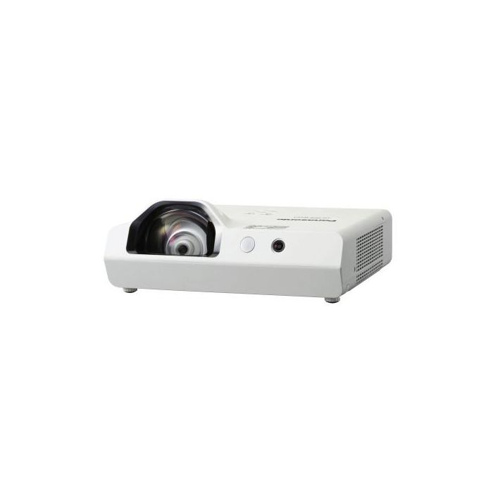 Panasonic Proyector (PT-TW381R) Short Throw / Brillo 3300 / Tecnología 3Lcd / Resolución Wxga / Óptica 0.46:1 / 1Lamp / Up To 20.000Hrs Lamp Life / 20,000:1 Contrast Ratio / Lámpara Et-Lal510