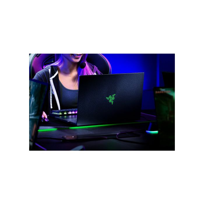 Razer Blade 16 i9-13950HX Portátil 40,6 cm (16") Quad HD+ Intel® Core™ i9 32 GB DDR5-SDRAM 1000 GB SSD NVIDIA GeForce RTX 4080 Wi-Fi 6E (802.11ax) Windows 11 Home Negro