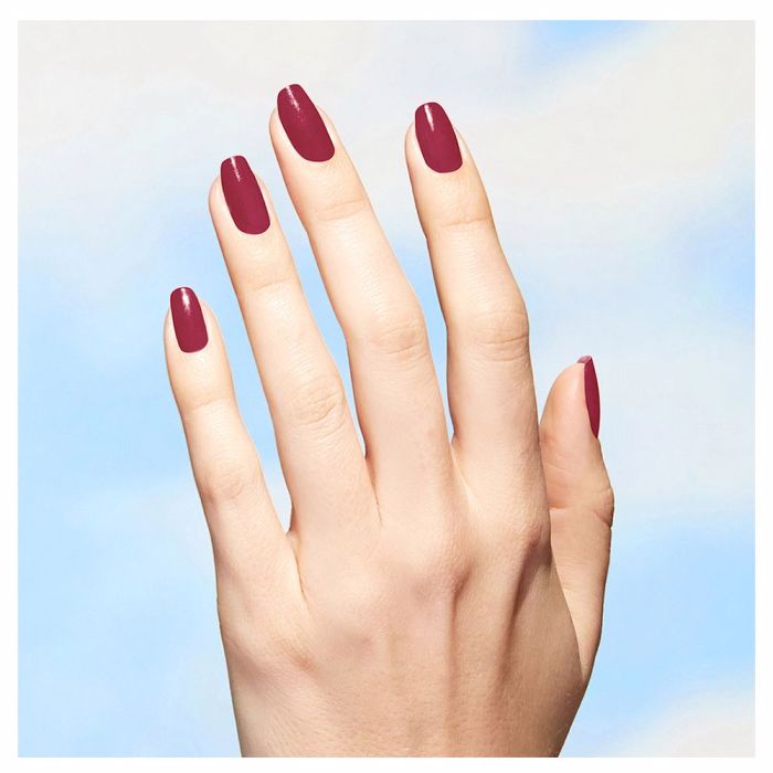 Nature strong nail lacquer #give a garnet 2