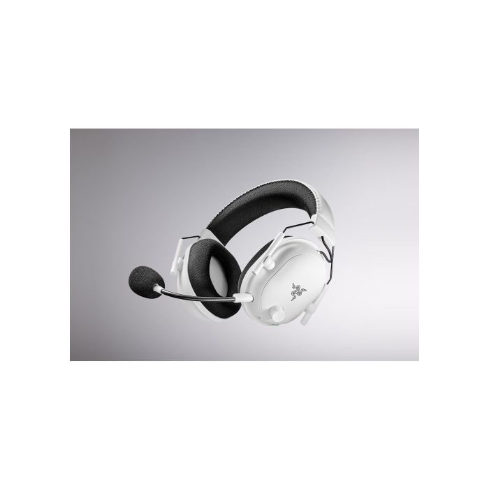 Razer BlackShark V2 Pro Auriculares Inalámbrico Diadema Juego Blanco