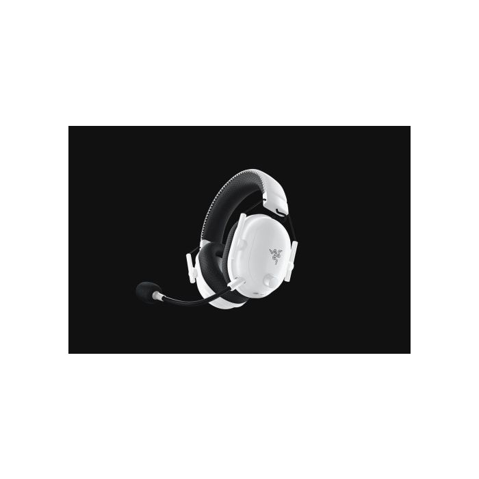 Razer BlackShark V2 Pro Auriculares Inalámbrico Diadema Juego Blanco 3