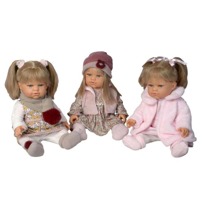 Muñeca Encantos Niñas 42Cm - Modelos surtidos 1 Muñeca Encantos Niñas 42Cm - Modelos surtidos 1