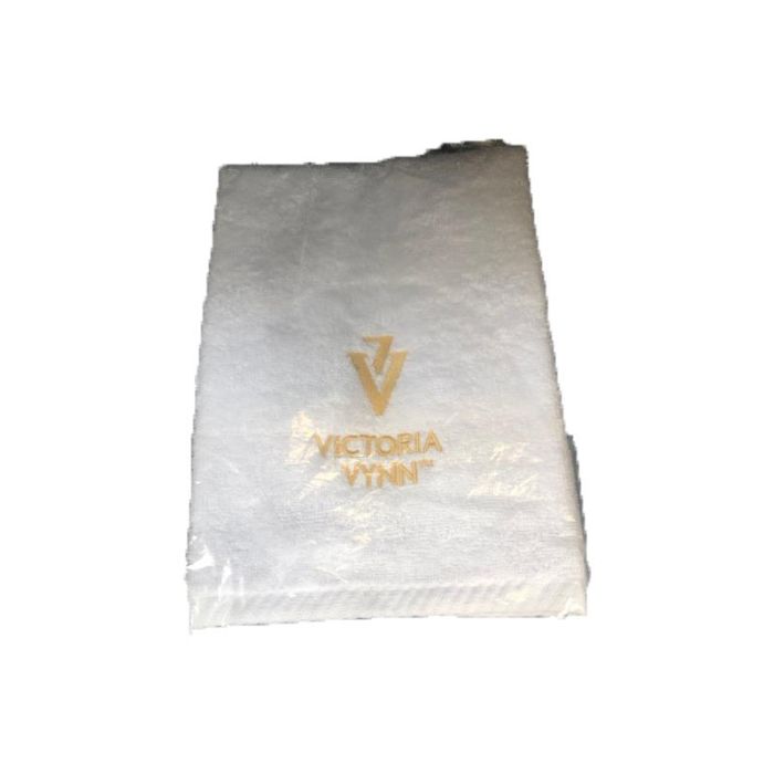 Toalla Blanca Con Logo Dorado 30x50 cm Victoria Vynn