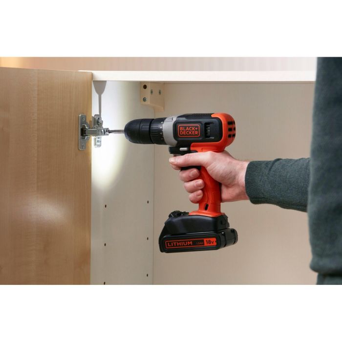 Black&Decker Akku-Bohrschrauber 18V 1.5Ah BCD001C1 5